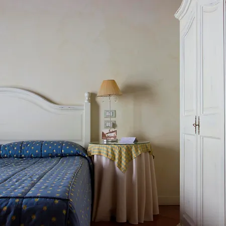 Tenuta La Cascinetta Hotel 4*