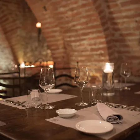 Hotel Tenuta La Cascinetta 4*