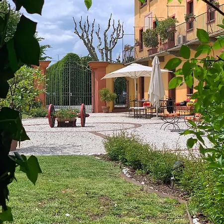 Tenuta La Cascinetta 4*