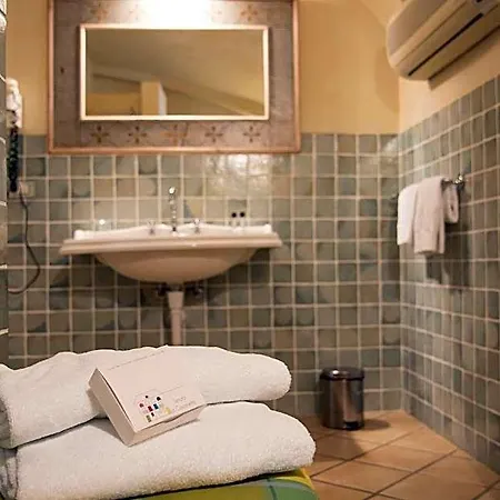 Tenuta La Cascinetta Hotel 4*