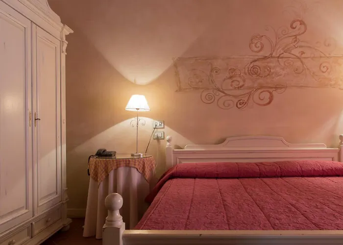 Tenuta La Cascinetta Otel 4*