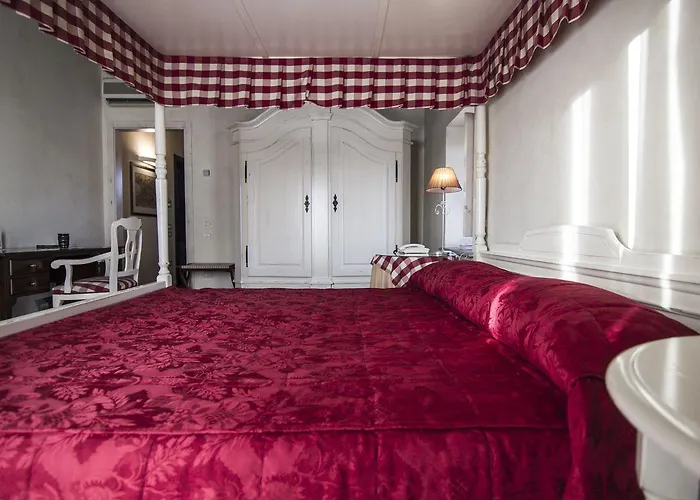 Tenuta La Cascinetta 4*