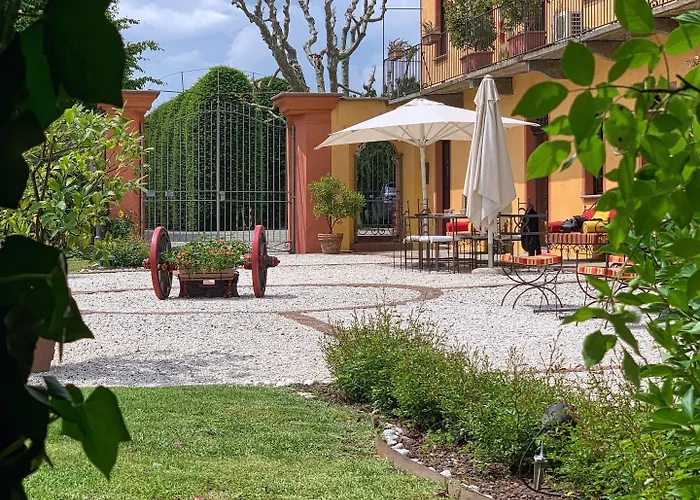 Tenuta La Cascinetta 4*